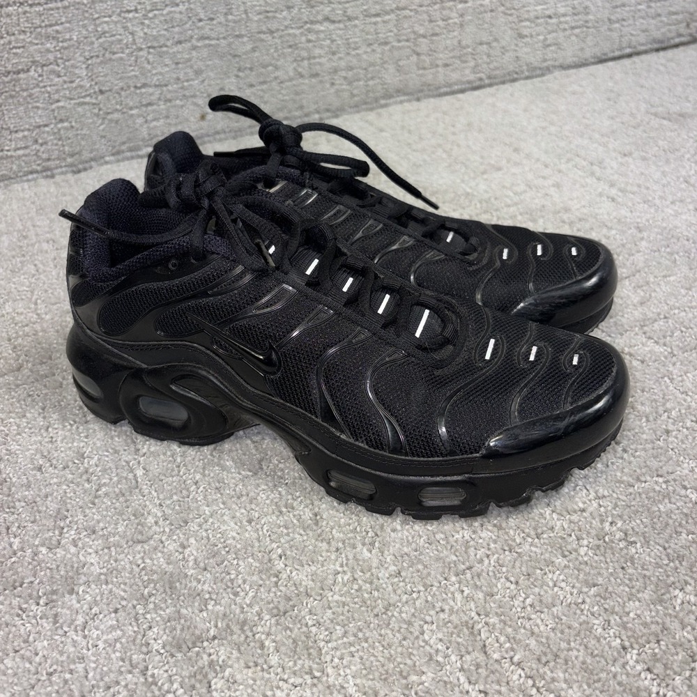 Nike Air Max Plus GS TN Triple Black CD0609-001 Youth Size 7Y / W 8.5 / M 7